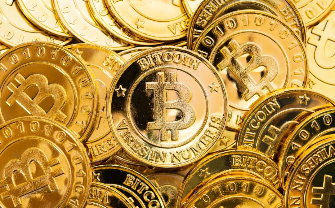 <b>长期持有者套现与BTC价格底部的博弈</b>